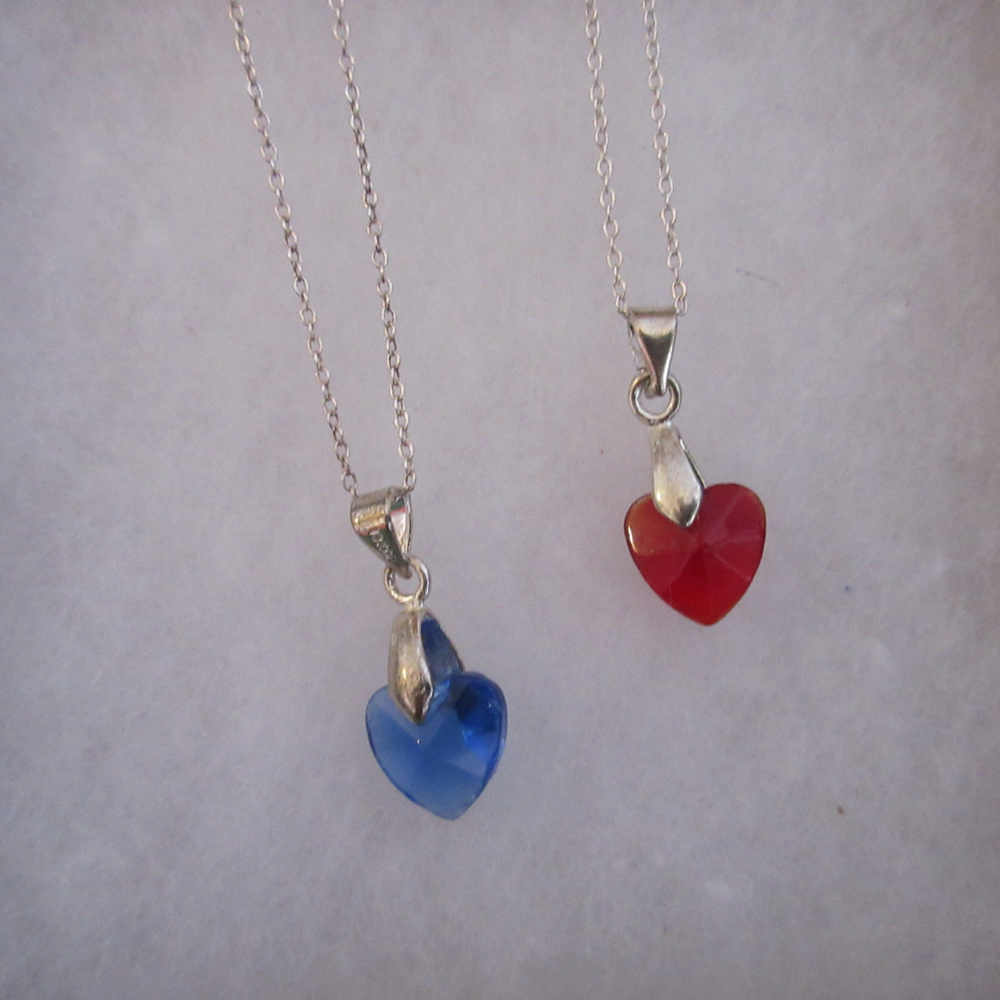 - Set of 2 Heart Necklaces w/ 14 inch Silver